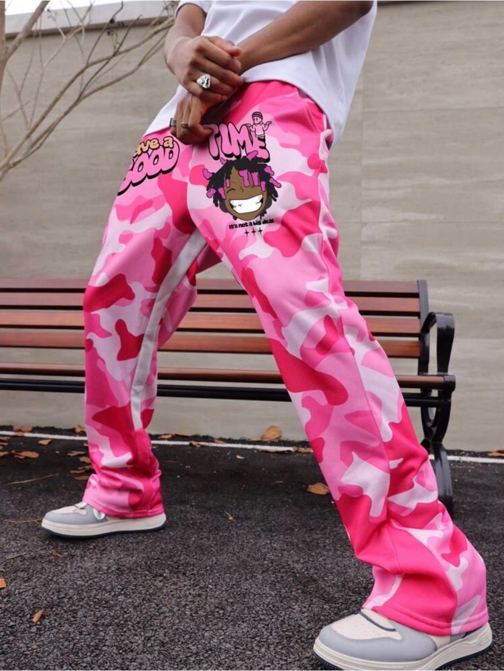 Men’s SHEIN plus size Pink Camo Graphic pants size 6XL